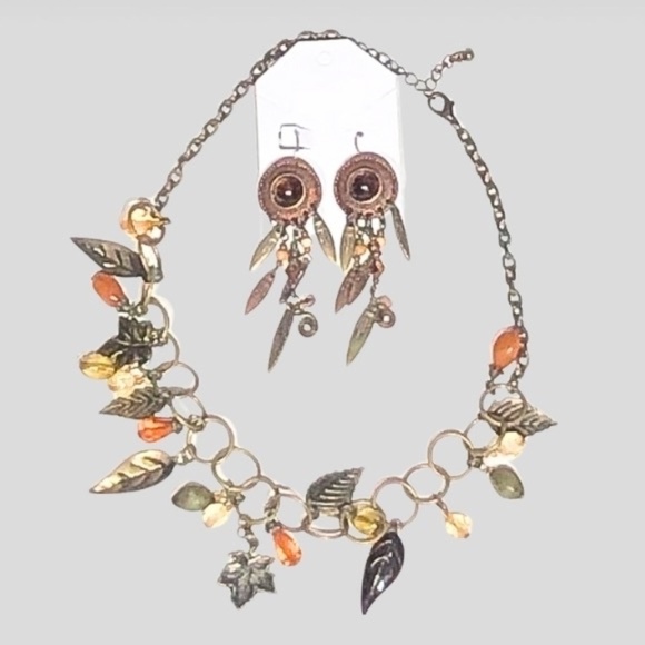 Vintage Autumn Leaf Gold Tone Necklace and Boho Earrings Set - Picture 1 of 3